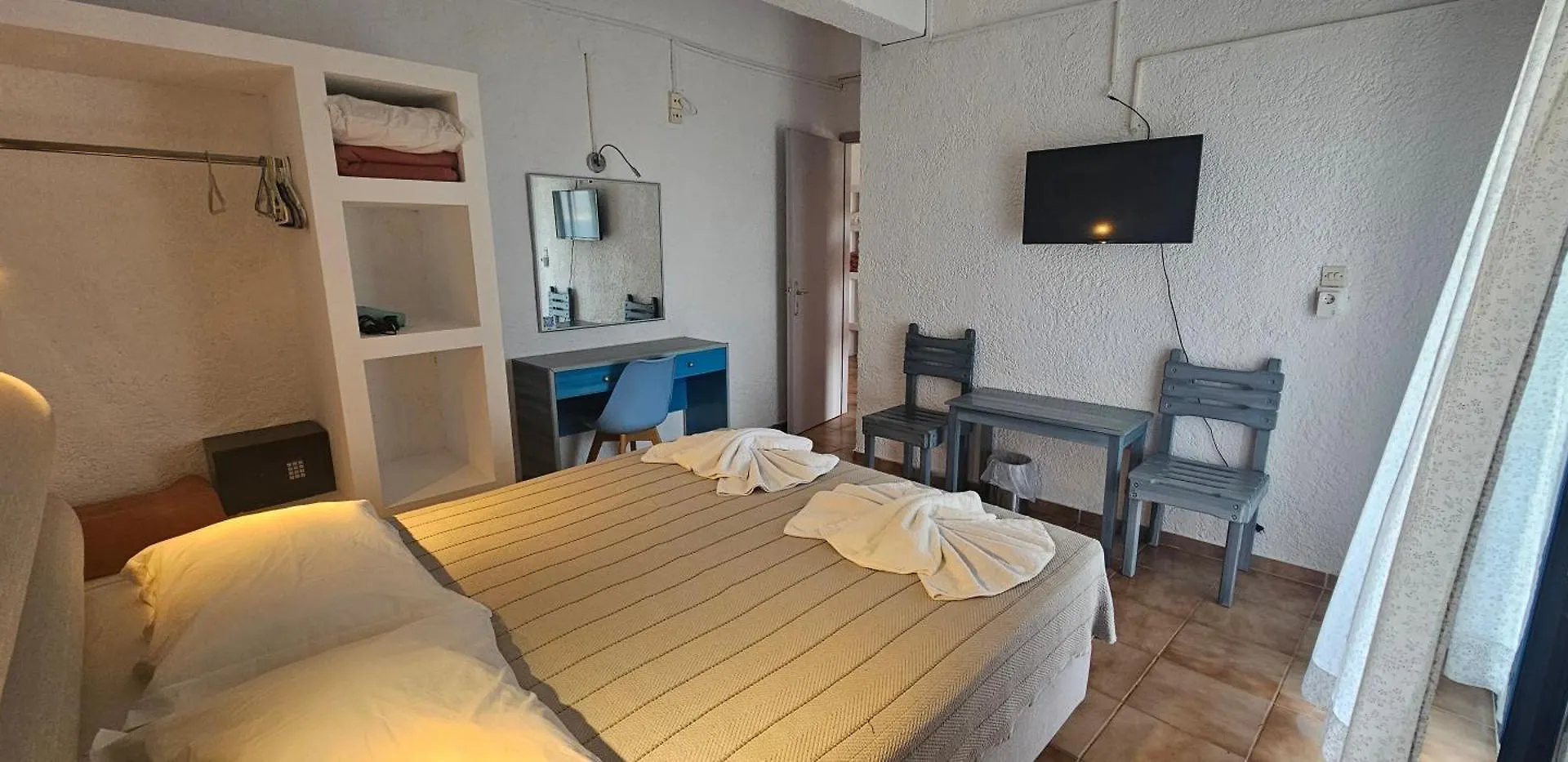 Metaxatos Apartments Argostoli  3*, Argostoli (Kefalonia) Greece